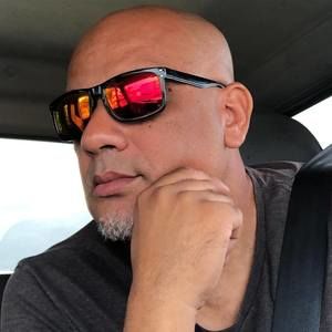 Meet your Posher, Eber